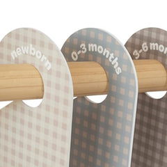 3 Sprouts double-sided labels improve size visibility in nursery.