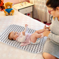 Accmor changing pad waterproof top view demonstrates reliable surface protection during diaper changes.