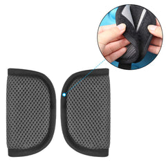 Accmor strap cover showing neck protection during car travel.