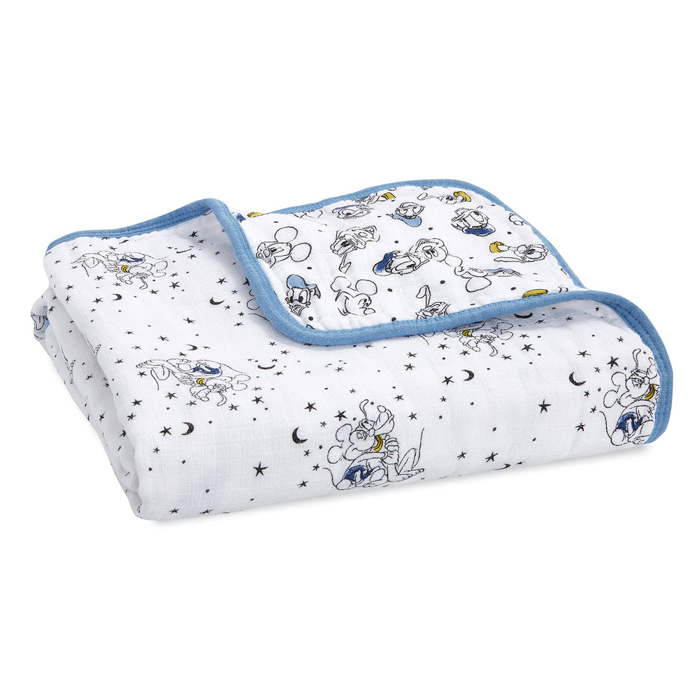 aden + anais Dream Blanket four-layer muslin construction for breathable baby comfort
