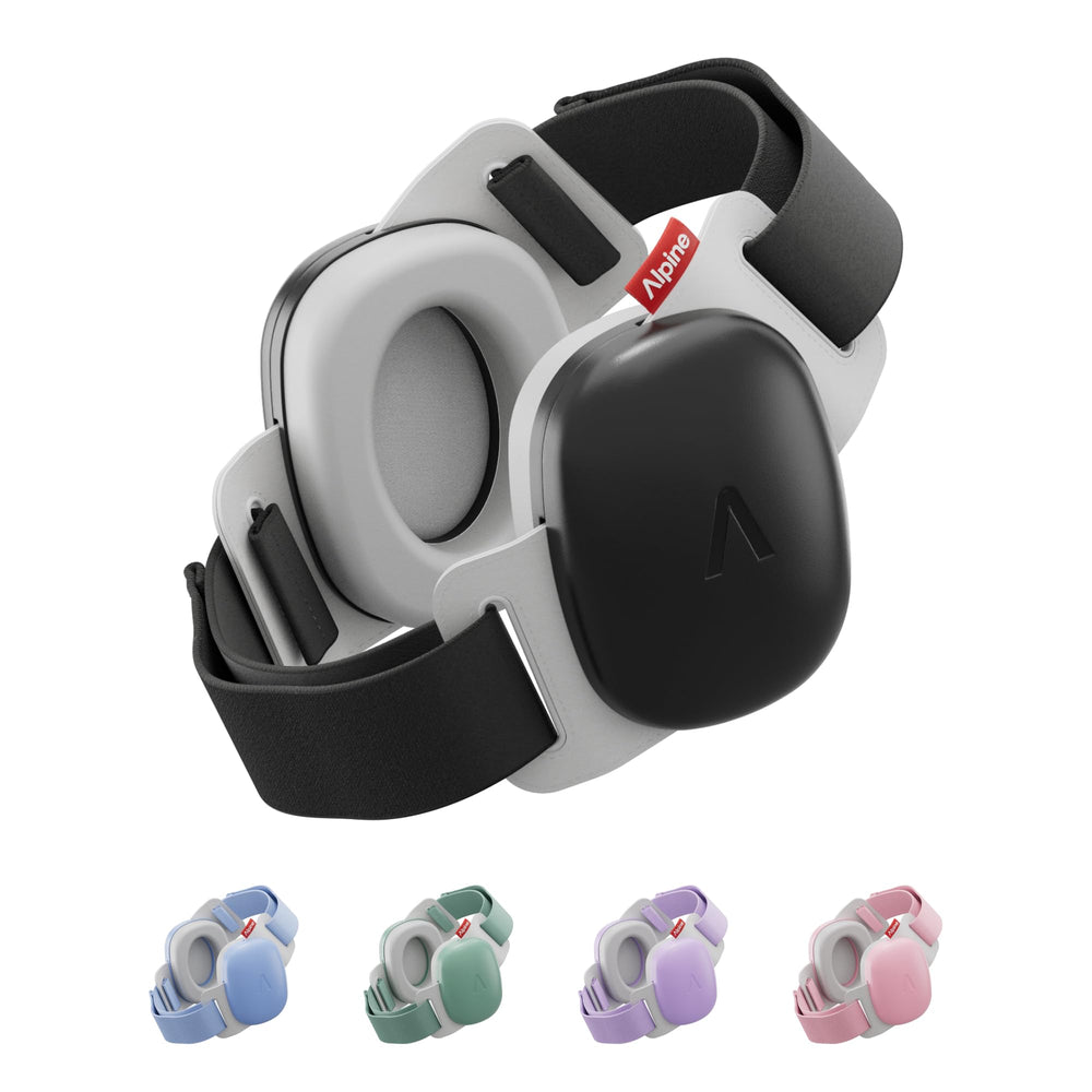 Alpine Muffy Baby Comfort headband ensures a secure fit for tiny ears on outings.
