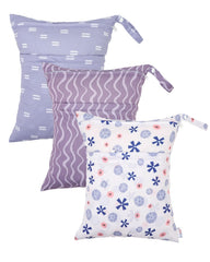 ALVABABY wet-dry bag with two zippers keeps wet and dry items separated.