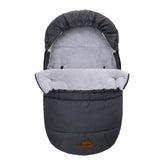 Amo Nenes winter sleeping bag hooded, showing cozy warmth for baby in cold weather.