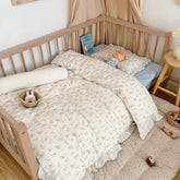AOJIM Cute Kids Duvet Cover with Cat Patterns front view, soft fabric.
