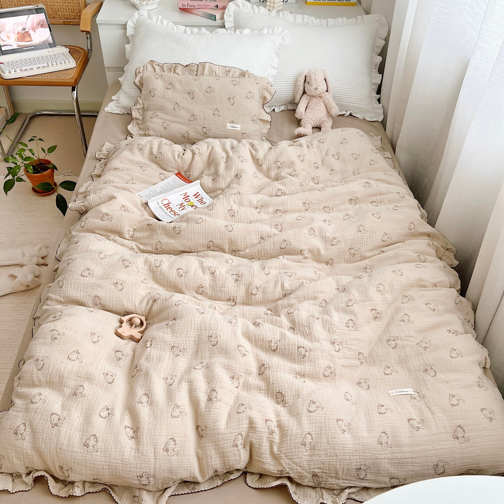 AOJIM Rabbit Muslin Duvet Cover shows soft cotton texture for cozy sleep.