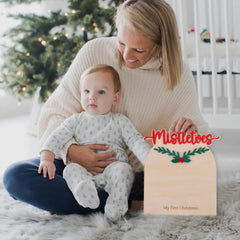 AOQURE Christmas wood milestone card highlights perfect photo compatibility.