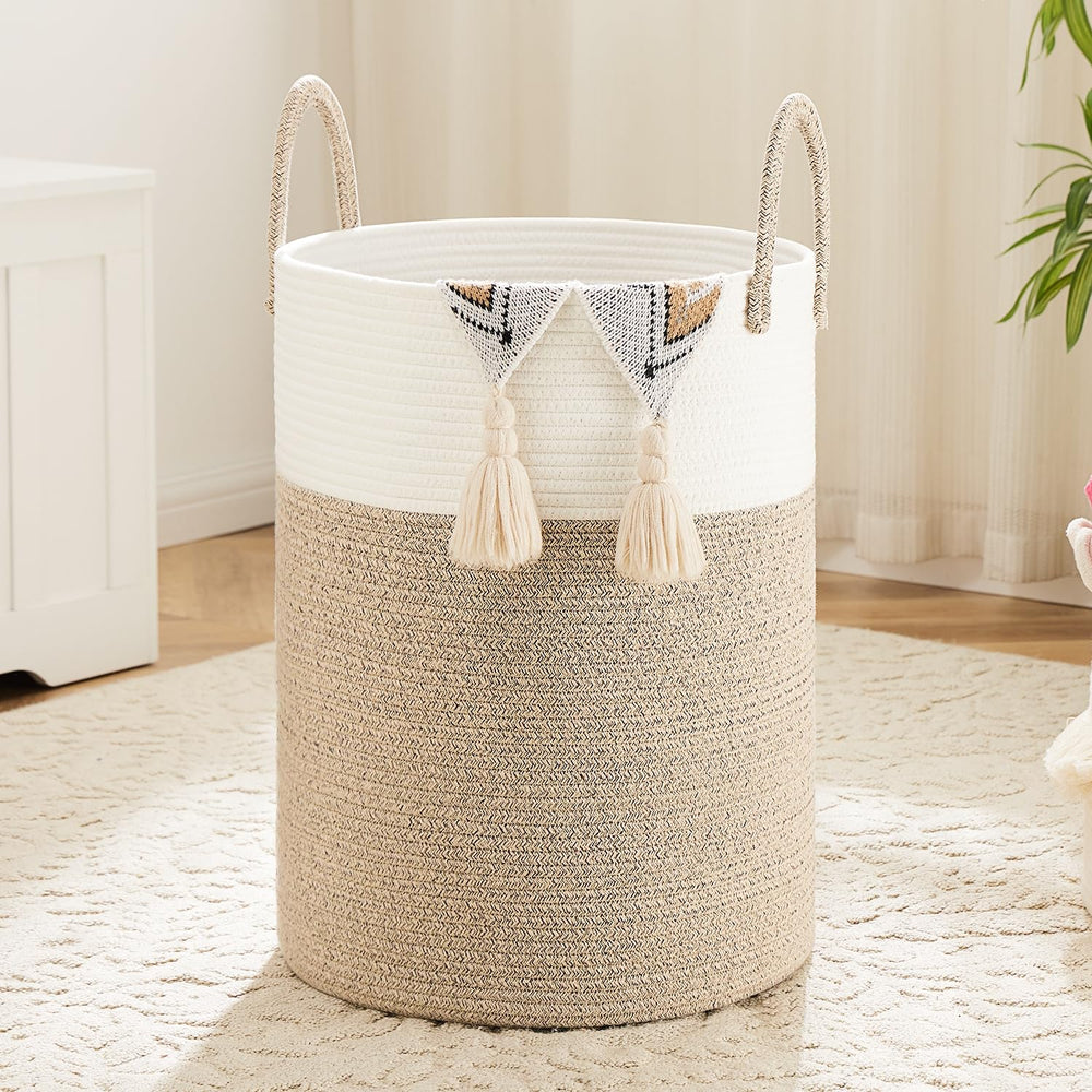 Artfeel laundry basket close-up of the handle shows sturdy construction for daily use.