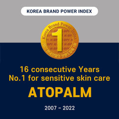 ATOPALM MLE Lotion creamy texture close up ideal for dry skin relief.