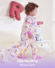 Babee Reshinee two-way zipper enables easy diaper changes without waking baby.