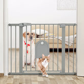 BABELIO Auto Close Baby Gate closed-state showing secure doorway barrier for pets.