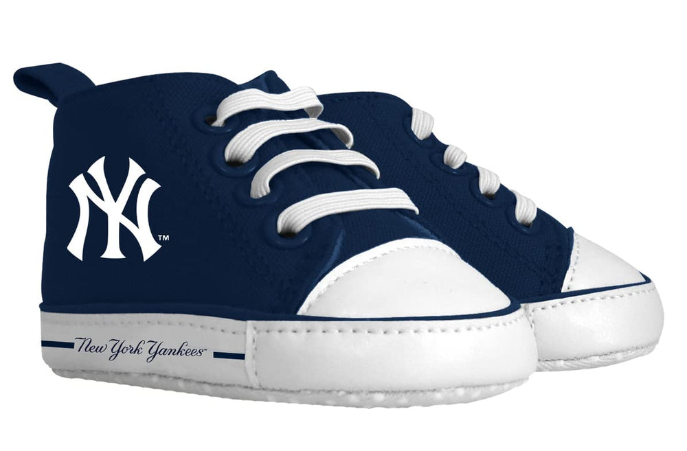 Baby Fanatic New York Yankees pre-walker side logo highlights vibrant team colors for easy playtime