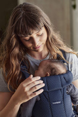BabyBjörn Carrier Free 3D mesh back view highlights supportive straps and even load.