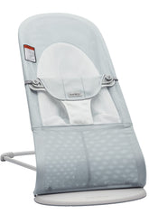 BabyBjörn Bouncer Balance Soft mesh silver/white front view for soothing newborn rocking.