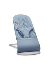 BabyBjörn Bouncer Bliss blue woven petal quilt front view for cozy newborn seating