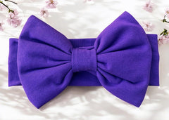 BABYGIZ headband on child, comfortable fit for outings.