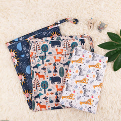 Babygoal wet bag with snap handle for easy stroller hanging during travel.