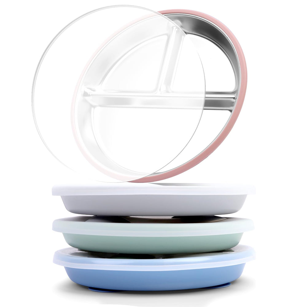 Bakpoco suction plate with lid in sage blue showing secure grip for mess-free meals