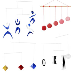Barley Zone Munari mobile; high-contrast geometric shapes support early visual development.