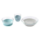 Beaba 3-piece glass meal set with suction plate keeps meals neatly in place.