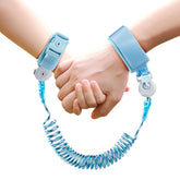 Bearcouple safety wrist link with key-lock keeps kids secure in crowded places.