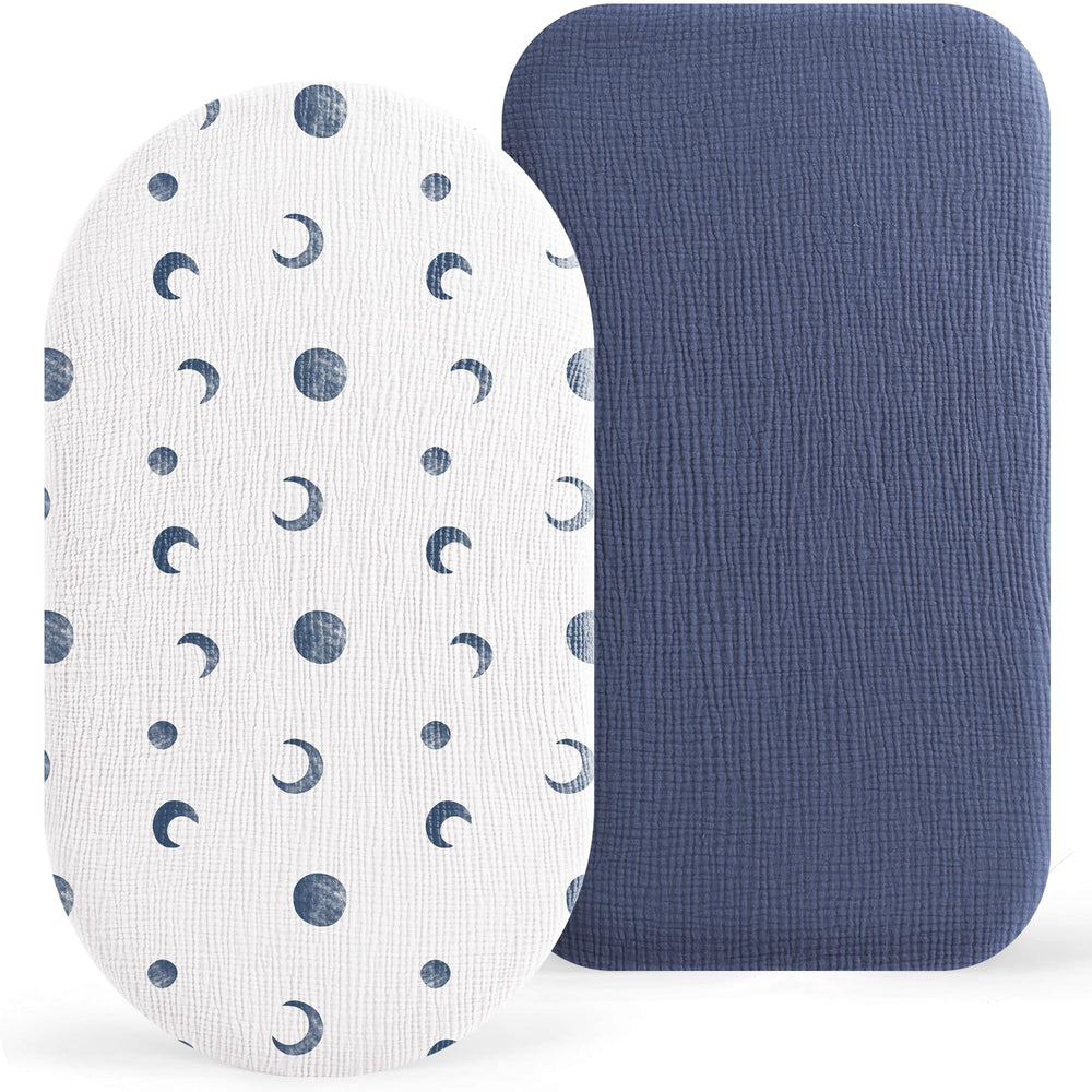 Bearmoss bassinet sheets close-up: ultra-soft muslin for delicate baby skin.