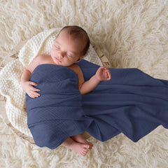 Bearmoss Muslin Swaddle Bluemoon four-season use in nursery and outings