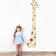BeeGreeny growth chart giraffe wall design tracks kids' height with playful charm