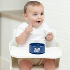 Bella Tunno Miss Mess suction base prevents spills during highchair meals.