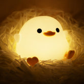 Beszeith DoDo Duck night light front view with gentle bedside glow for bedtime routines