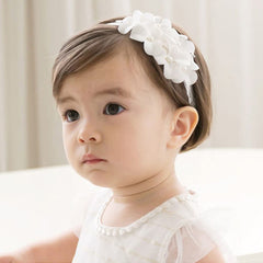 Bethynas bow-knot headband in lace design, gentle and comfortable for daily wear.