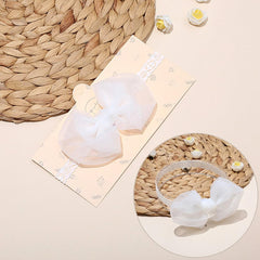 Bethynas newborn-fit headband, hypoallergenic material for sensitive skin.