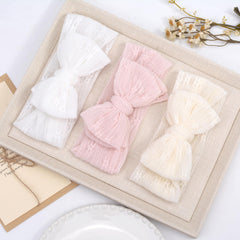 BIANHUAN handmade bows with secure stitching for durable use.
