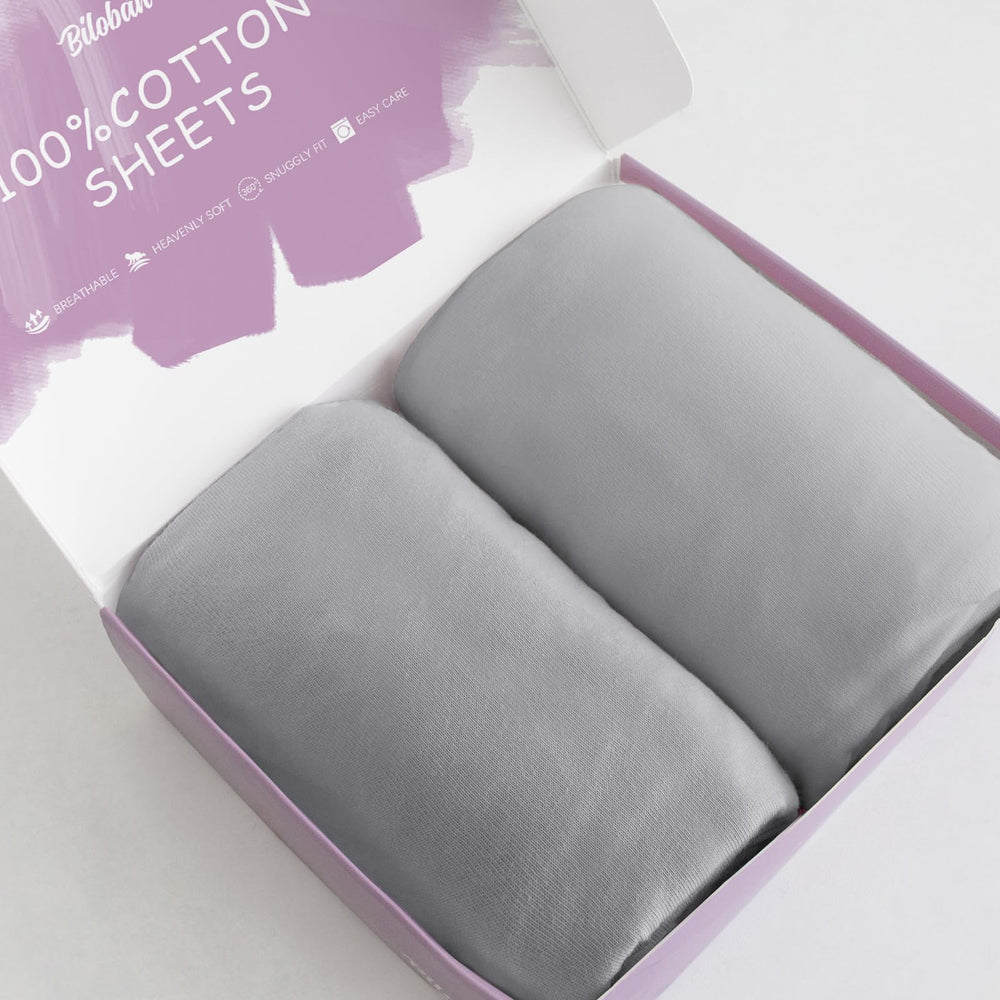 Biloban bassinet sheet gray close-up shows ultra-soft 100% cotton for baby comfort