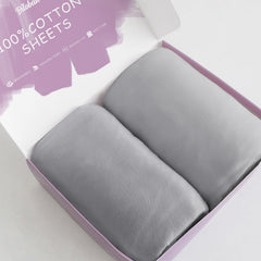 Biloban bassinet-sheet maxi-cosi-iora-fit fits Maxi-COSI Iora snugly for quick, comfortable night changes.