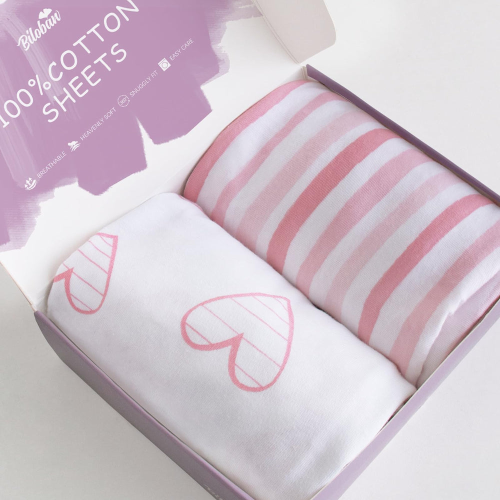 Biloban bassinet sheets for AirClub compatibility provide snug, secure sleep space.