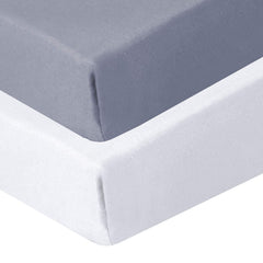 Biloban crib sheet with elastic band showcases a secure snug fit for every nap.