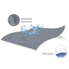 Biloban noiseless waterproof sheet reduces crinkle for calmer naps.