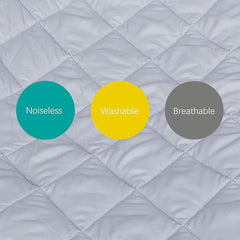 Biloban quilted bedding close-up highlights breathable material and gentle surface for children.