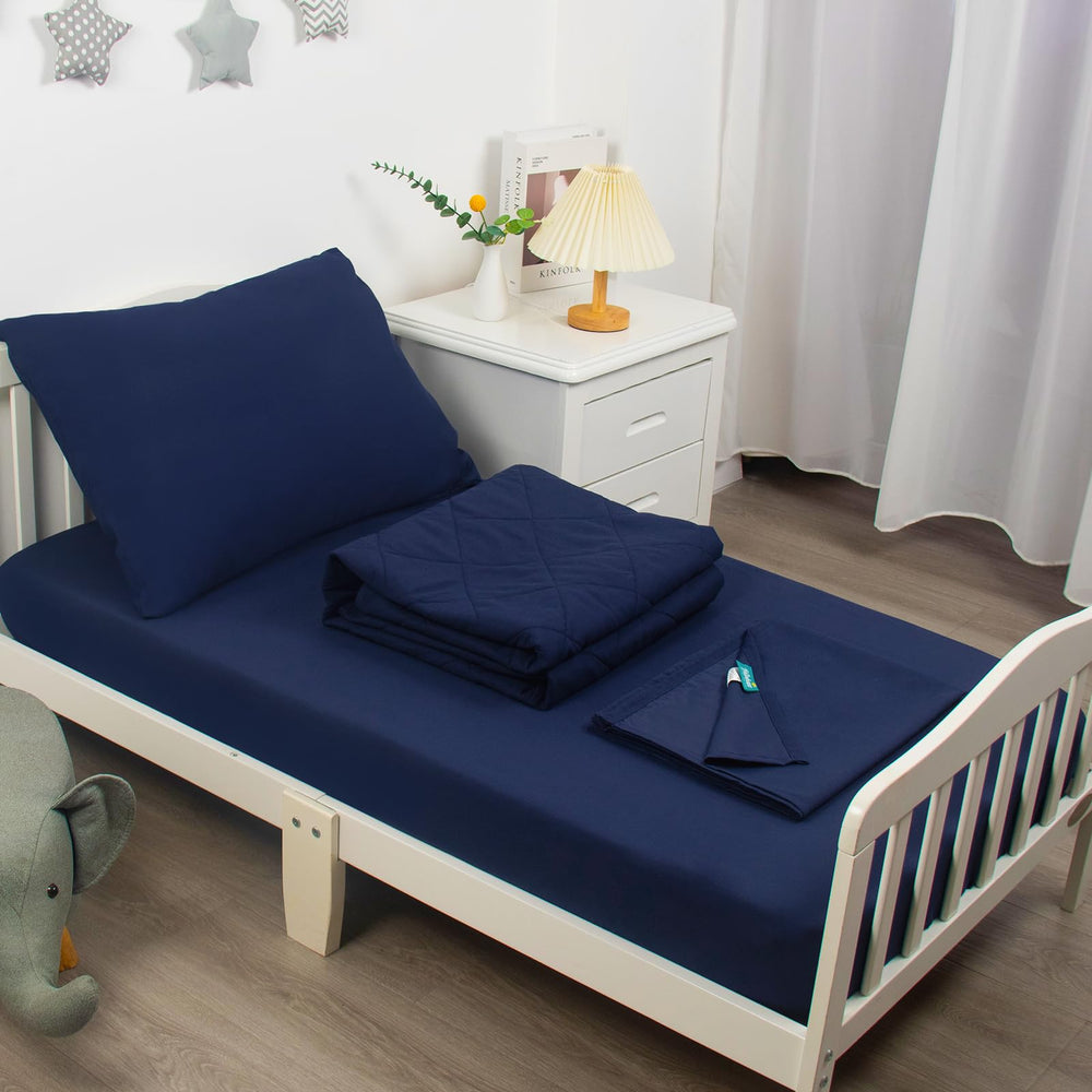 Biloban toddler bedding set ultra-soft fabric showcases cozy sleep texture.