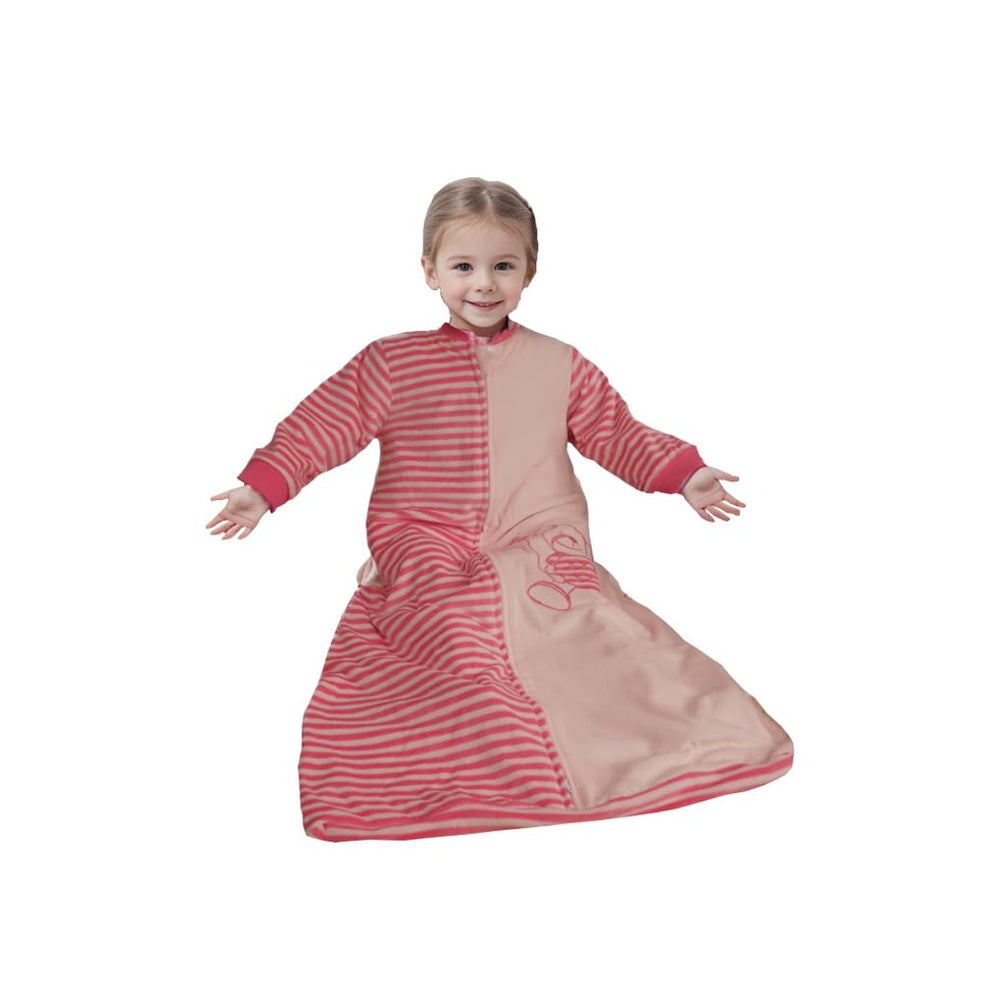 BLOOMSTAR long-sleeve sleep sack bottom roominess supports unrestricted sleep.