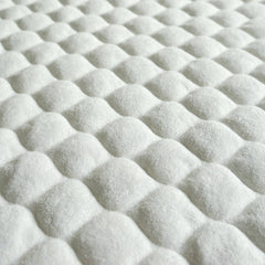 BlueSnail Quilted liner closeup shows silky-soft padding for gentle skin contact.