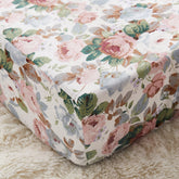 Brandream fitted crib sheet in rose floral print delivers soft, breathable organic cotton.