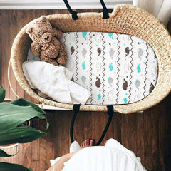 BROLEX stretch-fitted sheet with elastic-edge fit ensures secure stays.