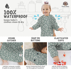Bubba Bear catcher pocket helps contain spills during mealtime.