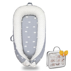 Bubbyhuts Baby Lounger Grey Crown closeup cover shows soft organic cotton for baby comfort
