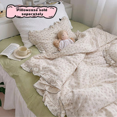 BuLuTu muslin cotton duvet cover close-up highlights lightweight, breathable comfort.