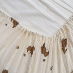 BuLuTu mini 38x26 muslin sheet for mini cribs and travel playpens.