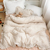 BuLuTu soft cotton muslin duvet cover with camellia pattern for cozy nursery ambience.