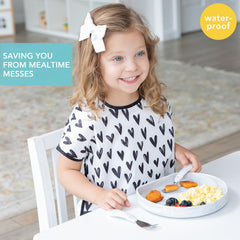 Bumkins bib pocket crumb catcher catches spills and crumbs for easier cleanup.