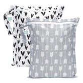 Bumkins waterproof wet bag arrows-hearts front view ideal for travel organization
